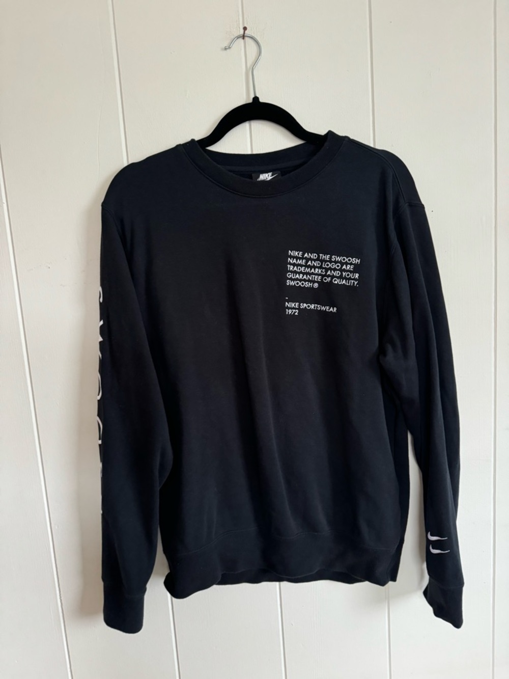 Nike Sweater Black Long Sleeve Small